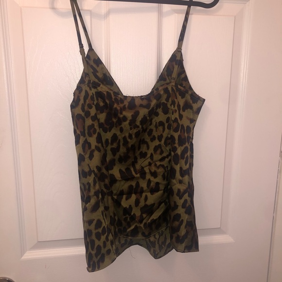 ✨2 for $20✨ NWT Cheetah tank top - Picture 6 of 6